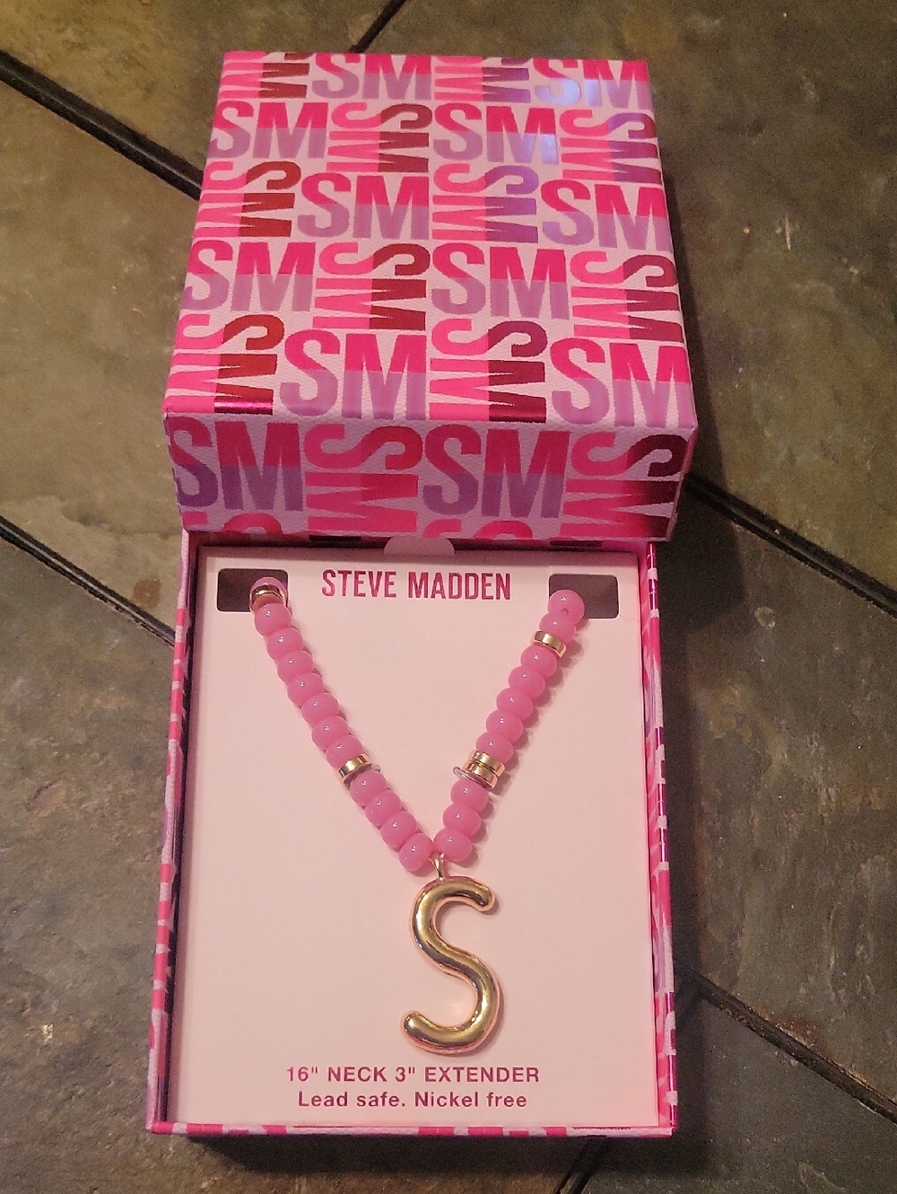 Steve Madden Pink Beaded Necklace with Gold 'S' Pendant. NIB stunning.